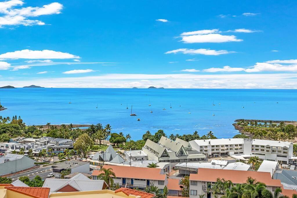 Aqua Vista Apartment Airlie Beach Exterior foto