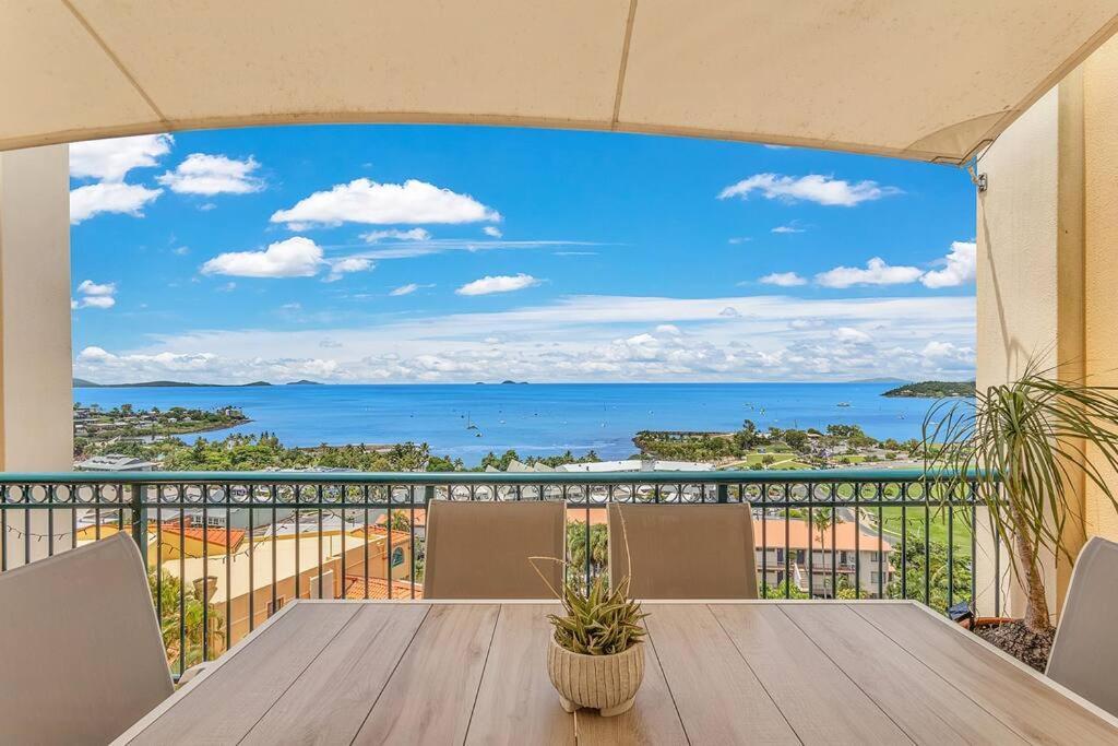 Aqua Vista Apartment Airlie Beach Exterior foto